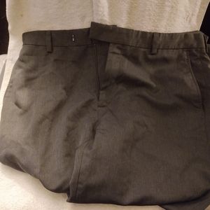 🚨Kenneth Cole Reaction pants size 36x30 (T4)